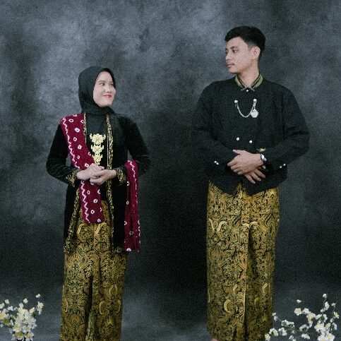 Puji & Akbar