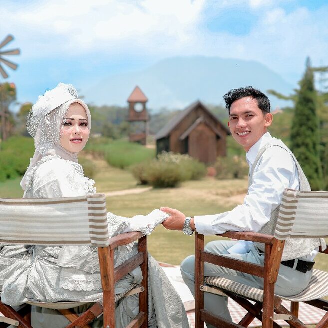 Ulul & Aya